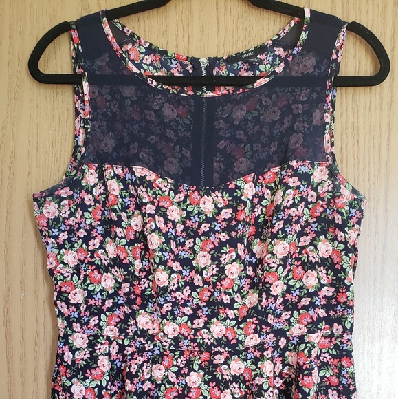 Floral Dress Forever 21 - Picture 1 of 7